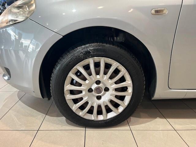 Fiat Grande Punto 5p 1.2 Active 65cv *90.000 KM*