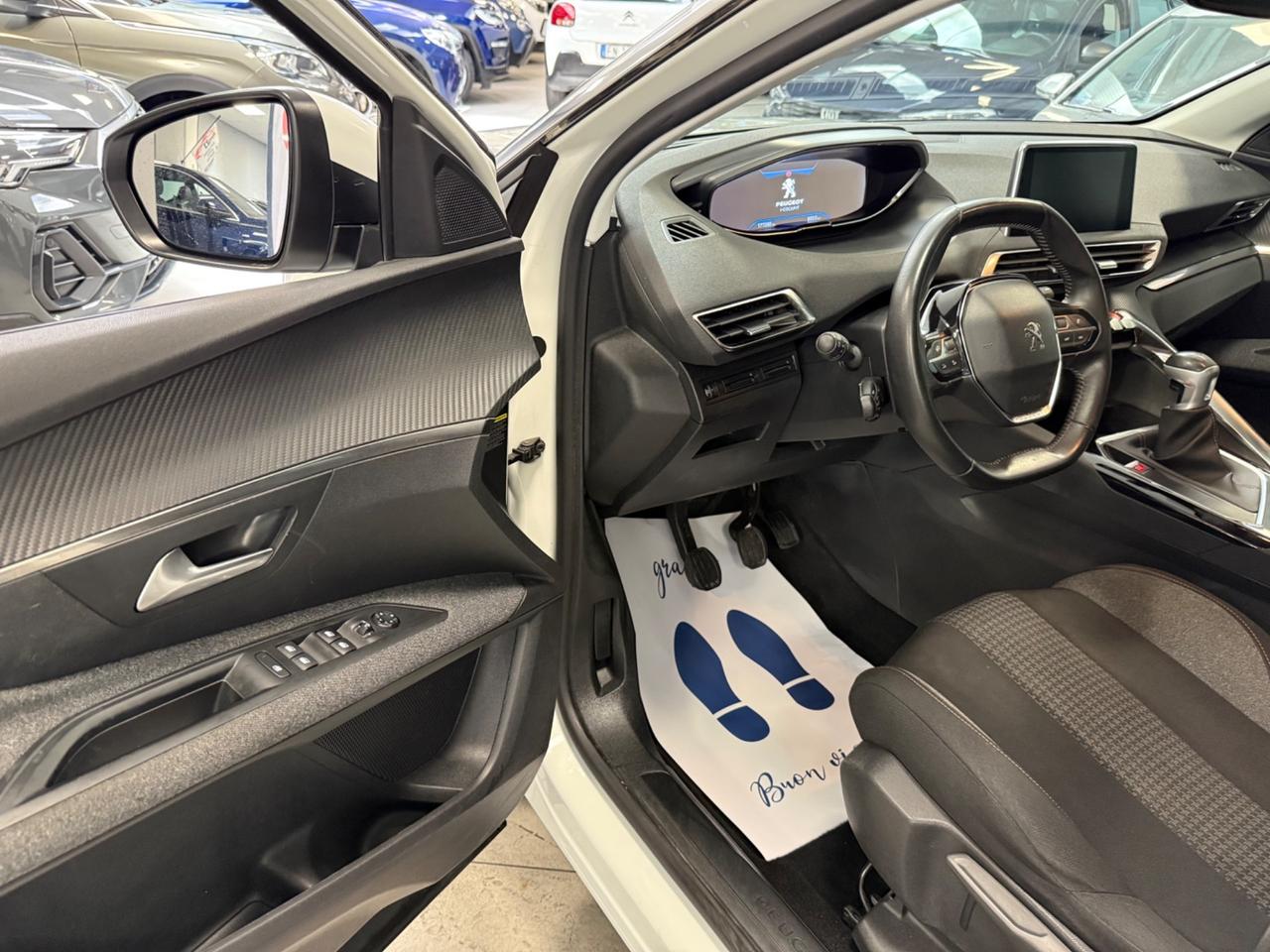 Peugeot 3008 BlueHDi 130 S&S Allure Manuale