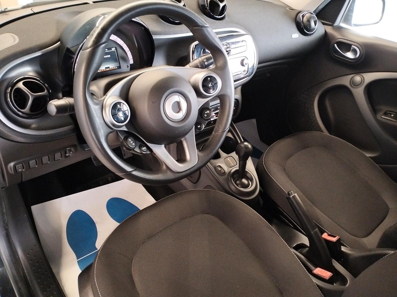 Smart ForFour 70 1.0 twinamic Passion - NEOPATENTATI - TETTO PANORAMICO