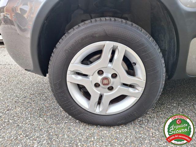 FIAT Panda 1.3 MJT 16V DPF 4x4 Climbing