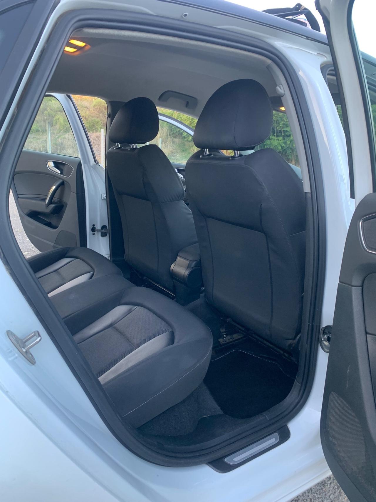 Audi A1 SPB 1.6 TDI S tronic line edition