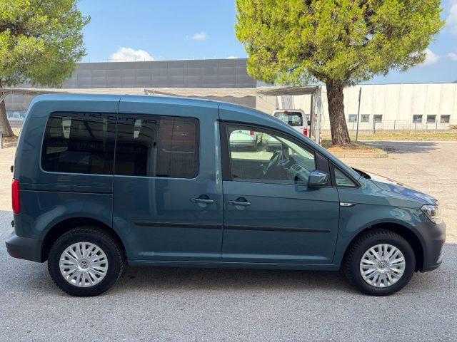 VOLKSWAGEN Caddy 1.4 TGI DSG Life 5 posti