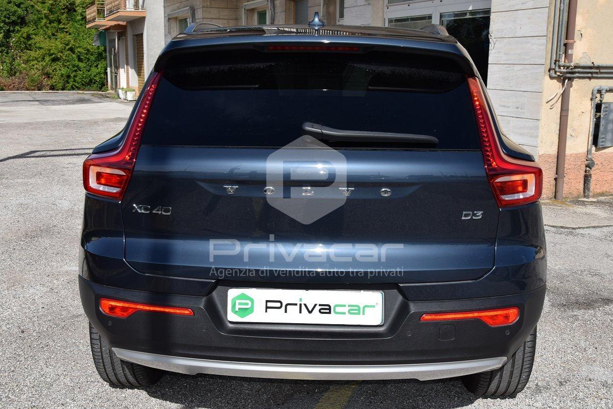 VOLVO XC40 D3 Momentum Pro