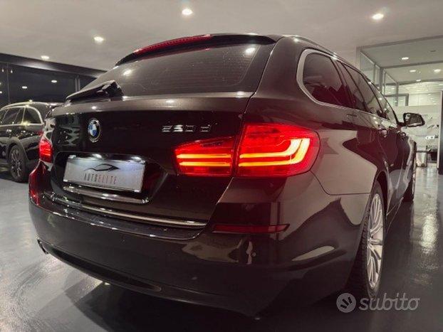 BMW 520 d xDrive Luxury Line/TETTO PANORAMICO