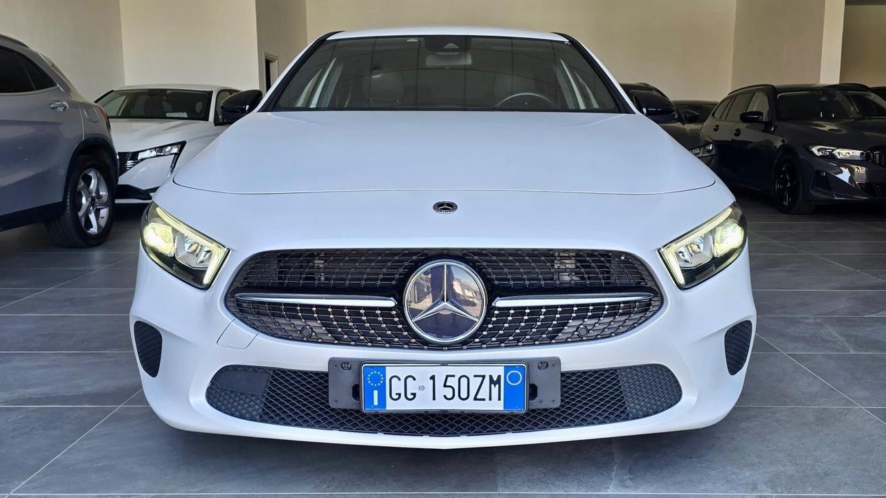 MERCEDES-BENZ CLASSE A180 2.0 PREMIUM 116CV - FULL LED, VIRTUAL COCKPIT, PELLE, NEOPATENTATI