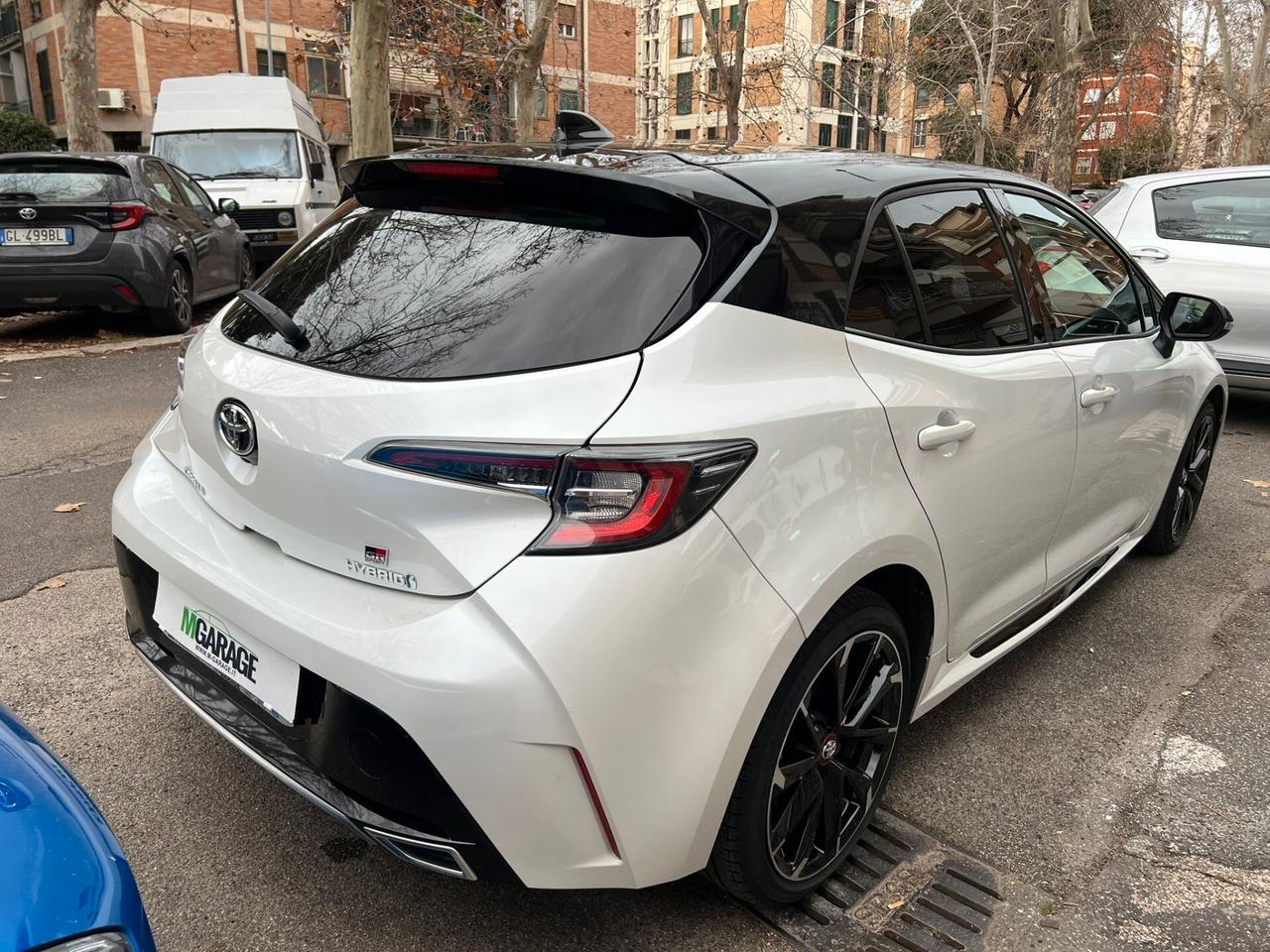 Toyota Corolla GR SPORT 1.8 Hybrid