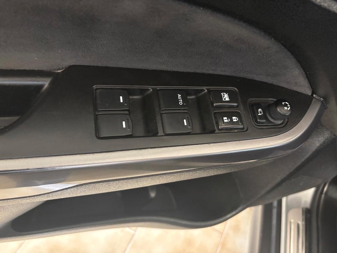 SUZUKI VITARA ANNO 2018 BZ 1.4 CAMBIO AUTOMATICO KM 81 MILA