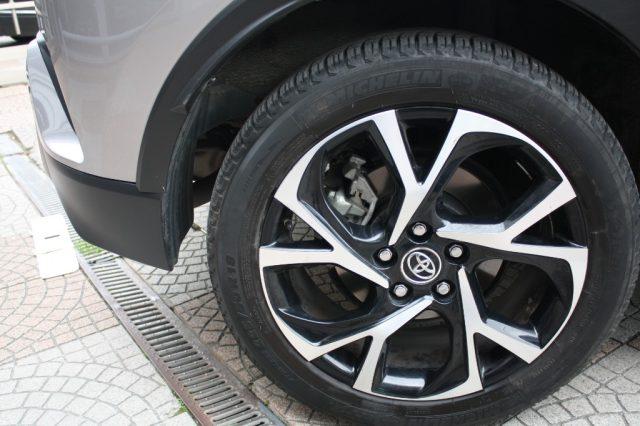 TOYOTA C-HR 1.8 Hybrid E-CVT Trend