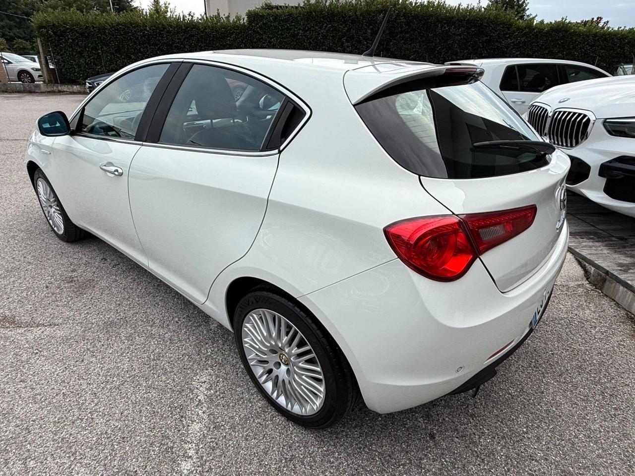 Alfa Romeo Giulietta 2.0 JTDm-2 140 CV Exclusive