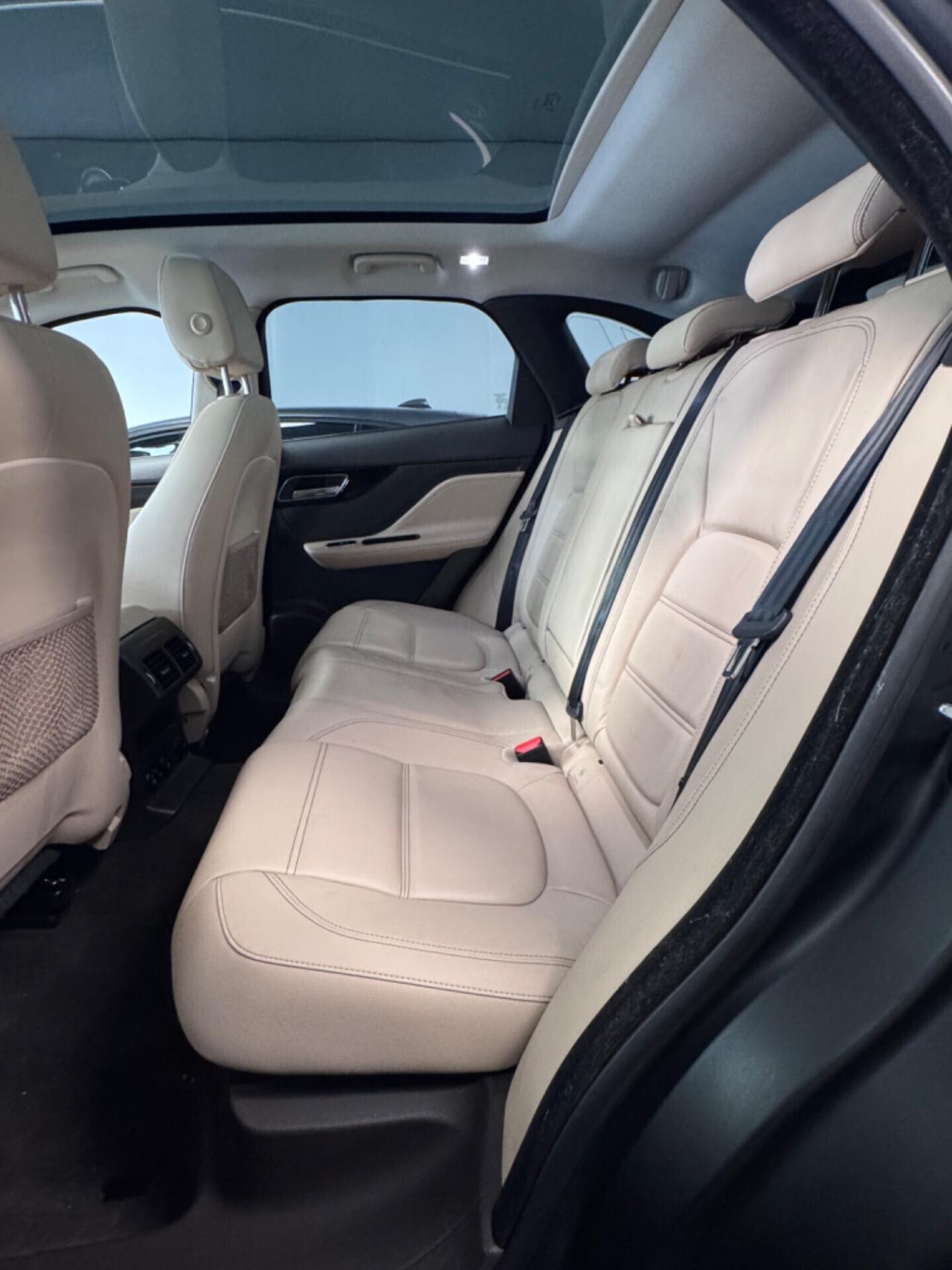 Jaguar F-Pace 2.0 D 180 CV AWD R-Sport Tetto Panoramico