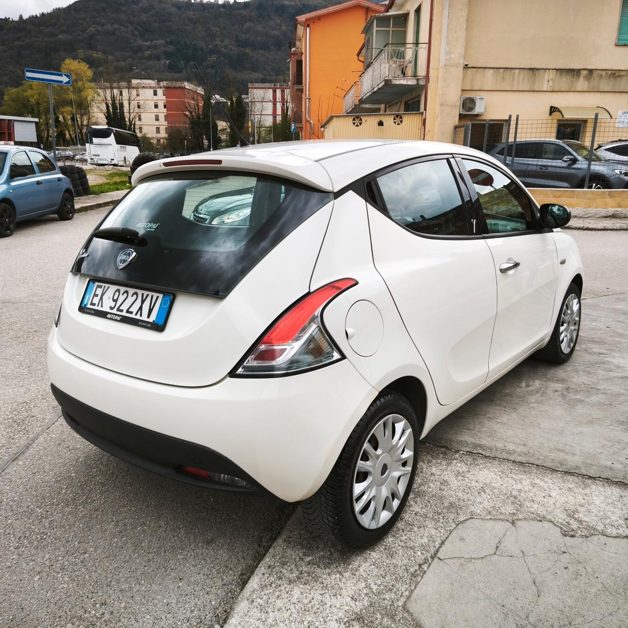 Lancia Ypsilon 1.3 MJT 16V 95 CV 5 porte S&S Gold