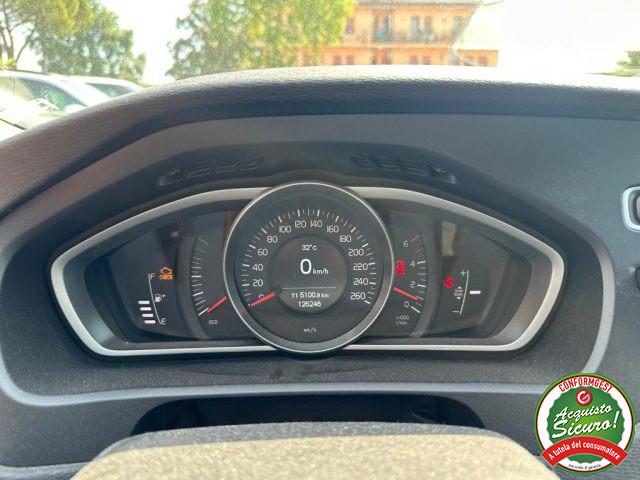 VOLVO V40 D2 Business