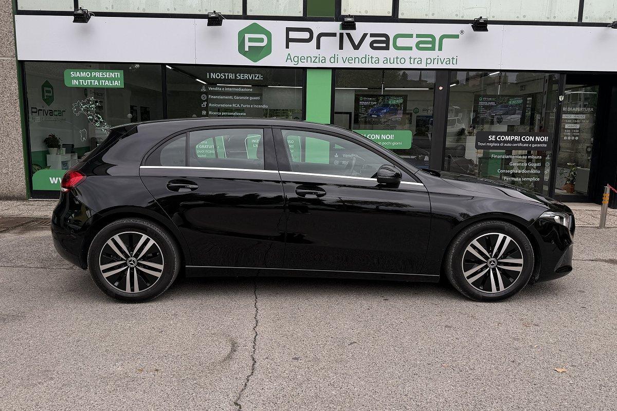 MERCEDES A 180 d Automatic Business