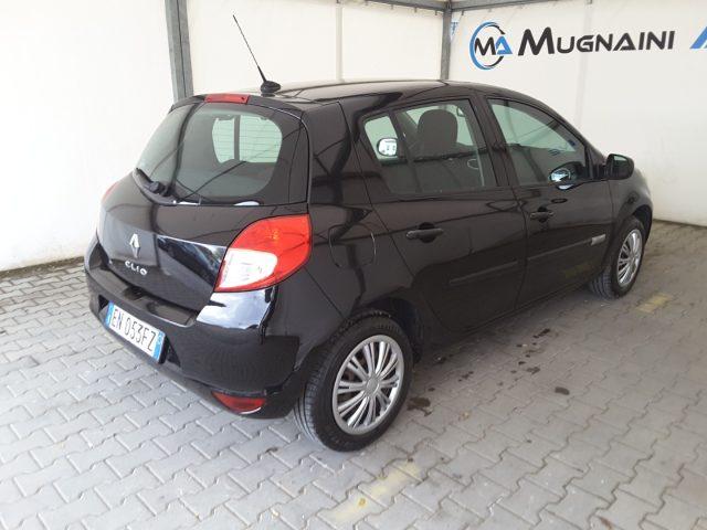 RENAULT Clio 1.2 16v 75cv 5 porte Dynamique *solo 39.600 Km*
