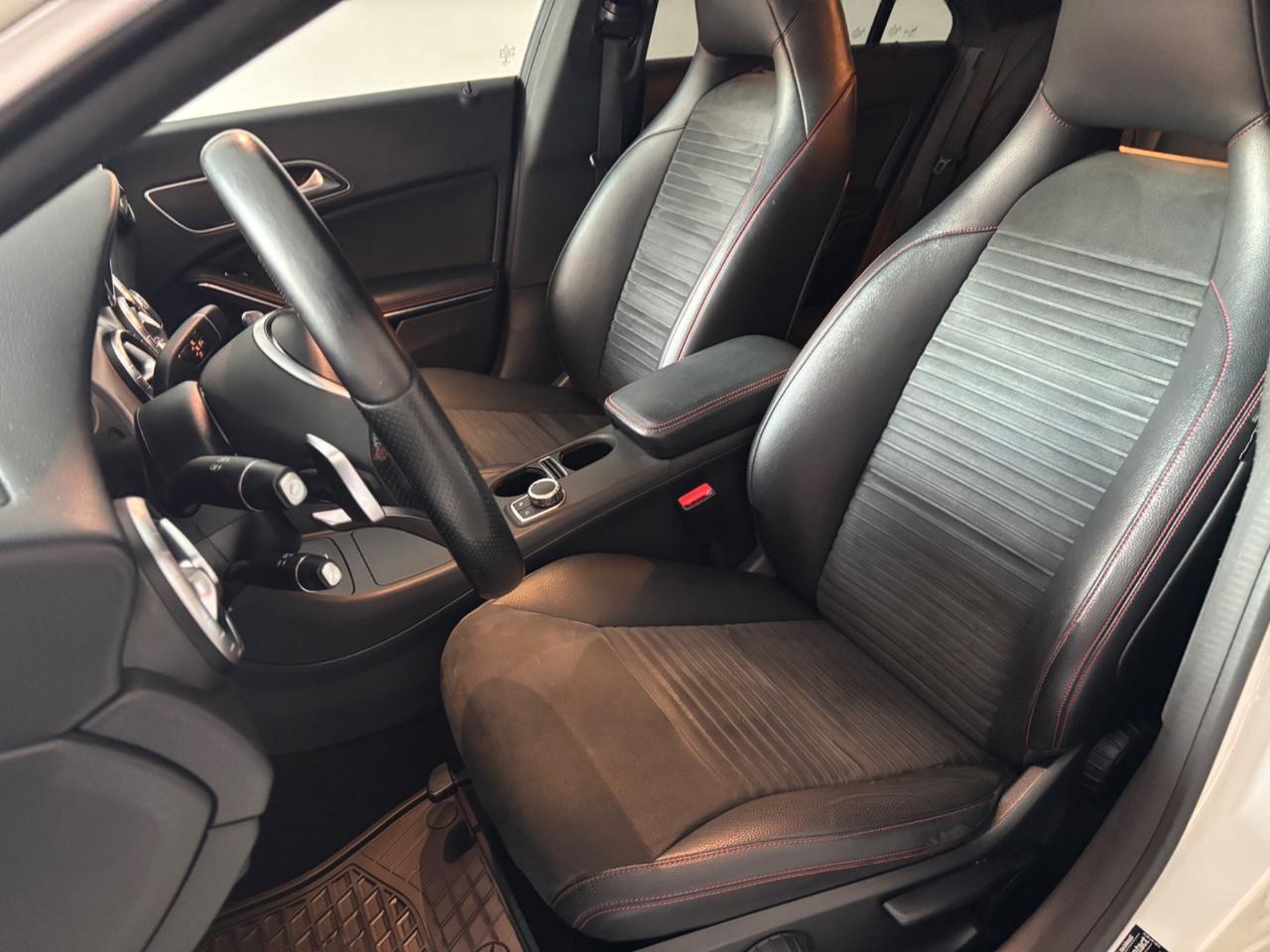 Mercedes-benz CLA 200 CDI Premium amg