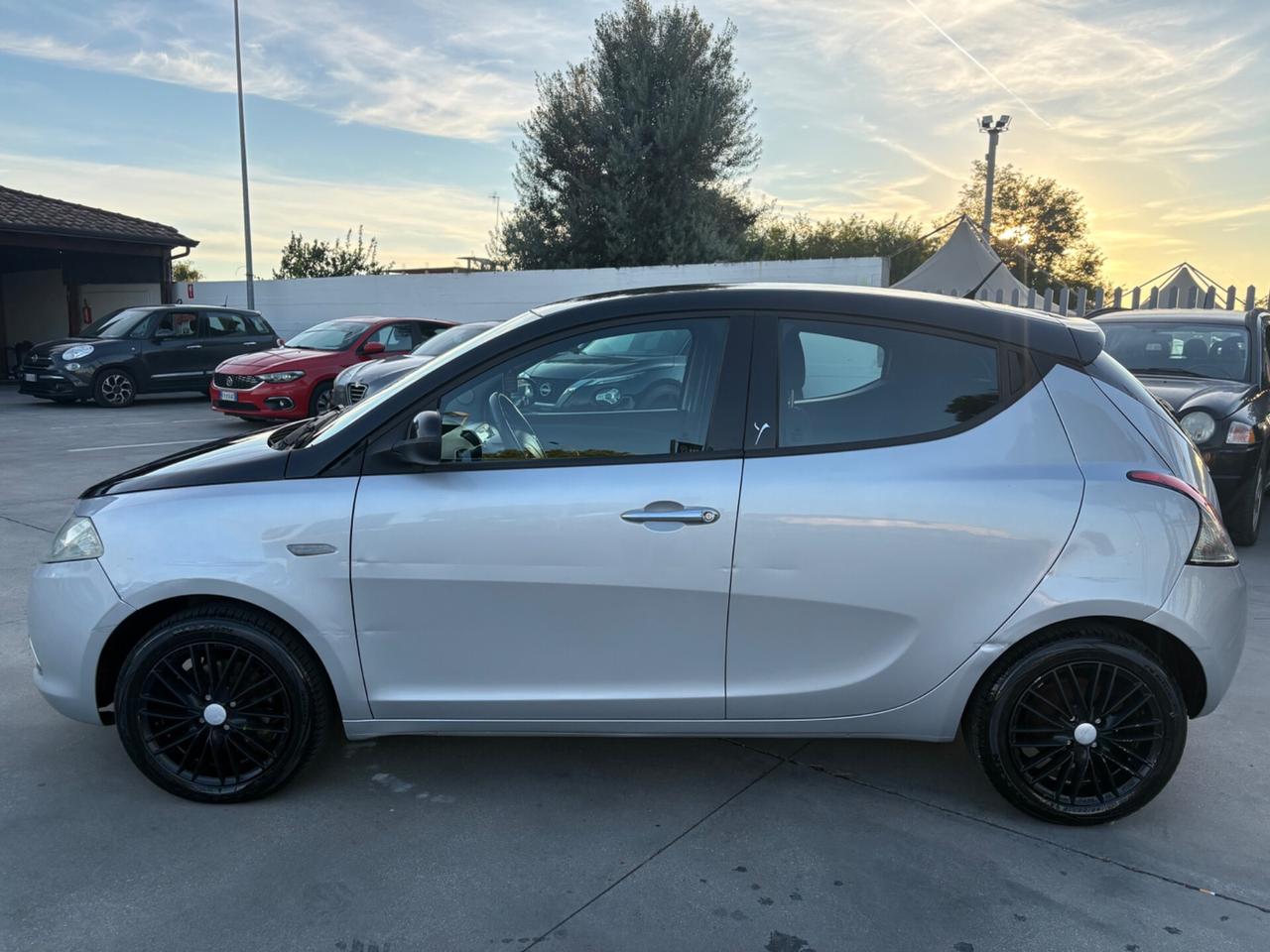Lancia Ypsilon 1.2 69 S&S Platinum GPL