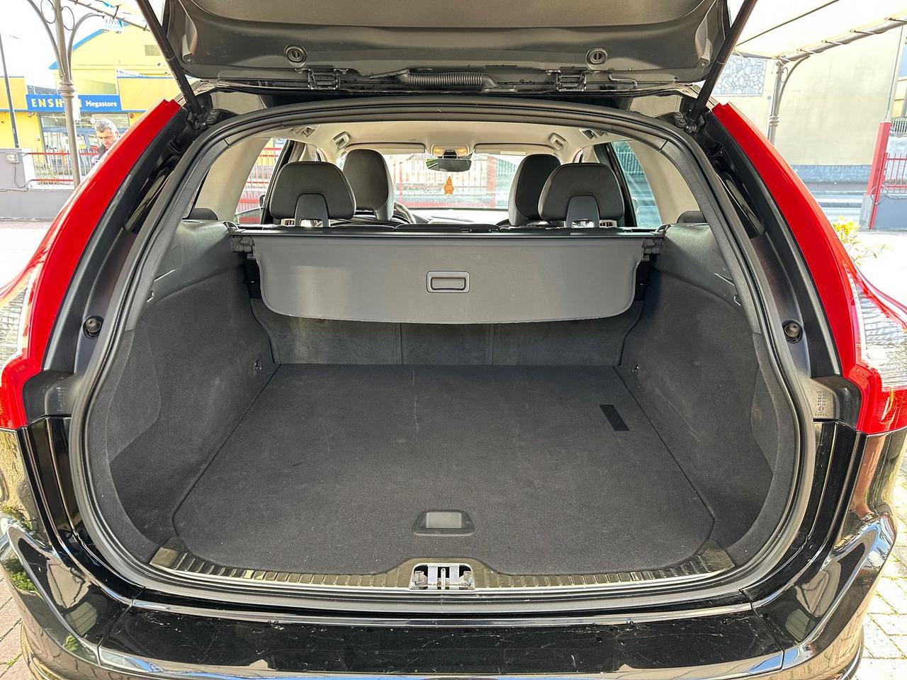 Volvo XC 60 Business Plus 2.0 D3 #7441