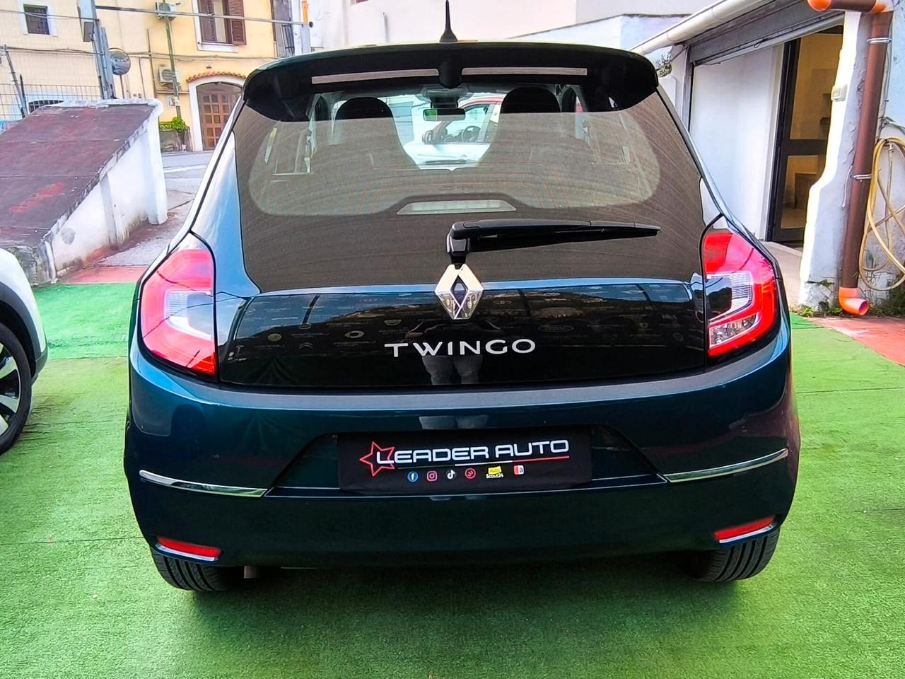 Renault Twingo SCe 65 CV Urban Night