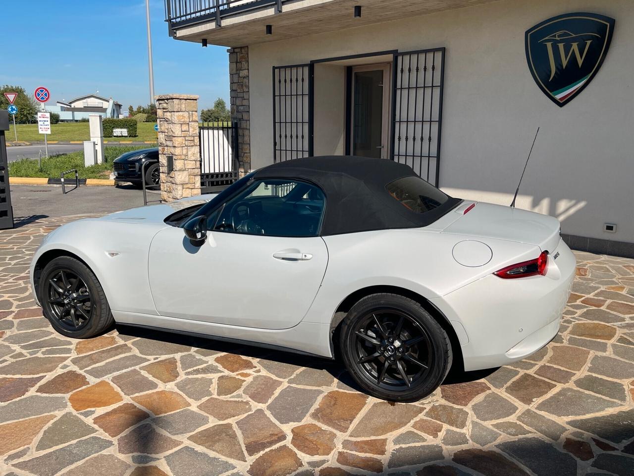 Mazda MX-5 1.5 SPORT-LINE