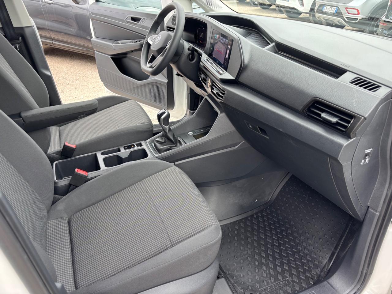 VW CADDY 2.0TDI 75CV 2025 2.000KM FULL OPTIONAL