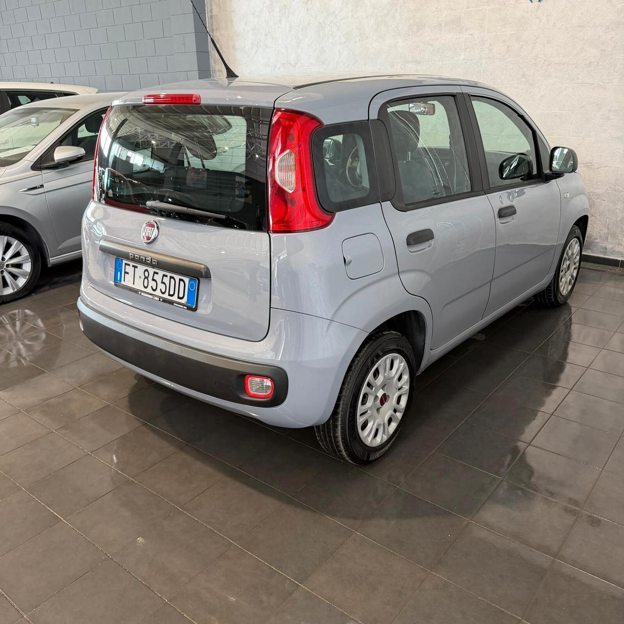 Fiat Panda 1.2 BENZINA NEOPATENTATI