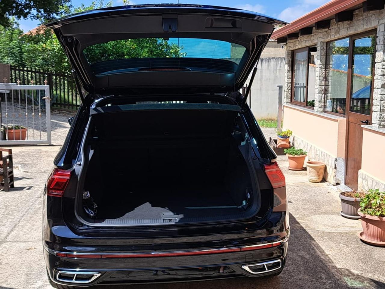 Volkswagen Tiguan R line 2.0 TDI