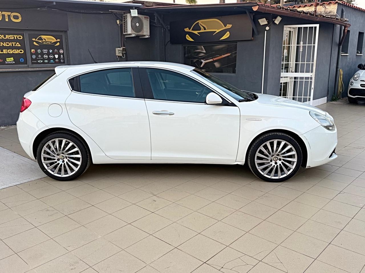 Alfa Romeo Giulietta 1.6 JTDm-2 105 CV Exclusive