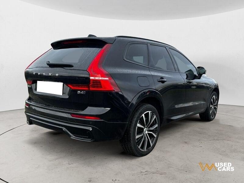 Volvo XC60 B4 automatico Plus Dark