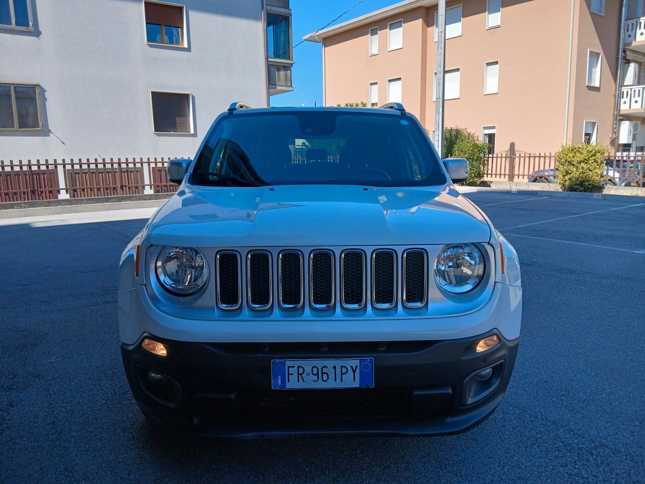 Jeep Renegade 2.0 Mjt 140CV 4WD Active Drive Low Limited tua a € 199 mese
