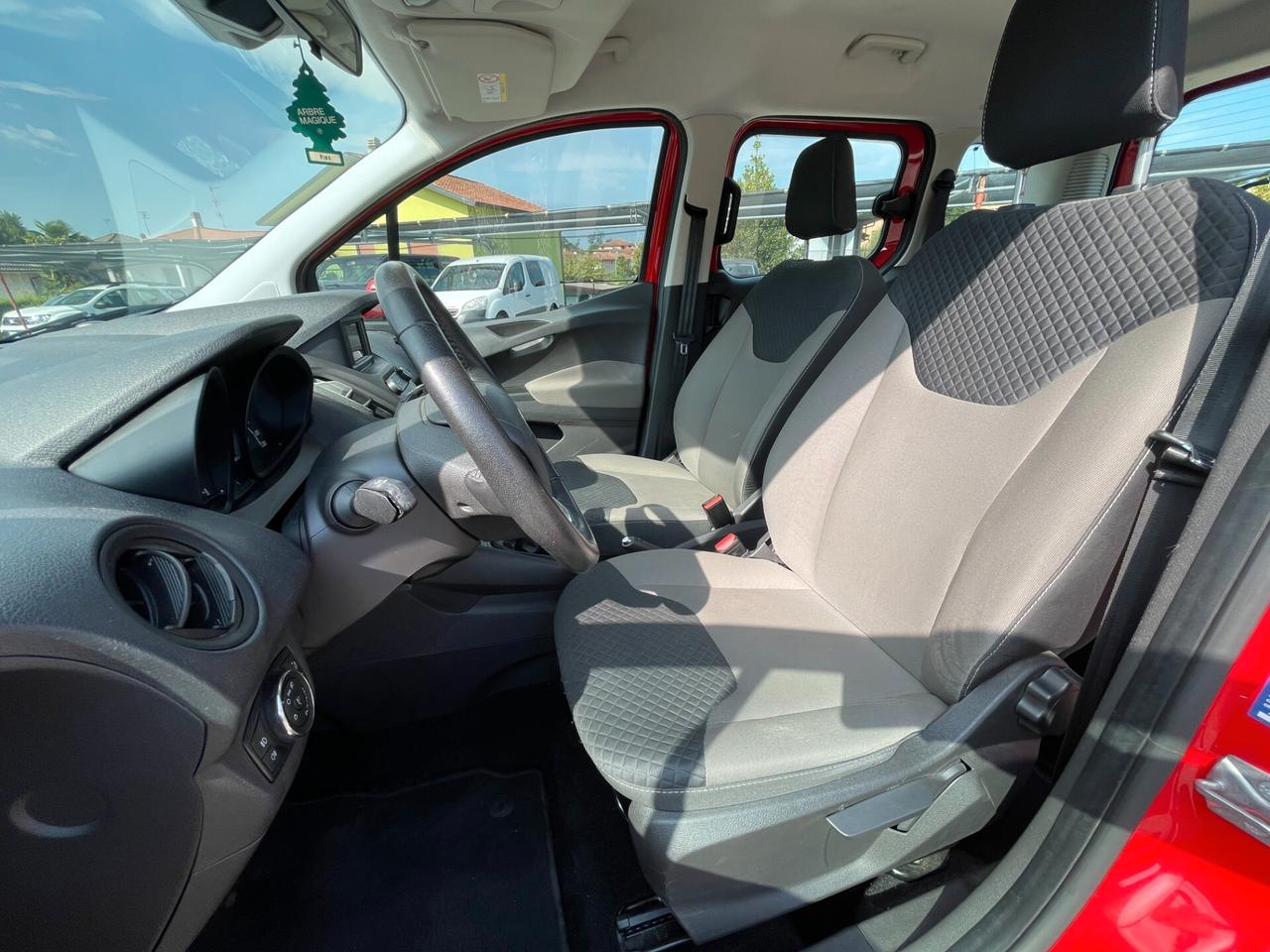 Ford Transit Courier 1.0 EcoBoost 100CV Van Trend 33.000 Km !!