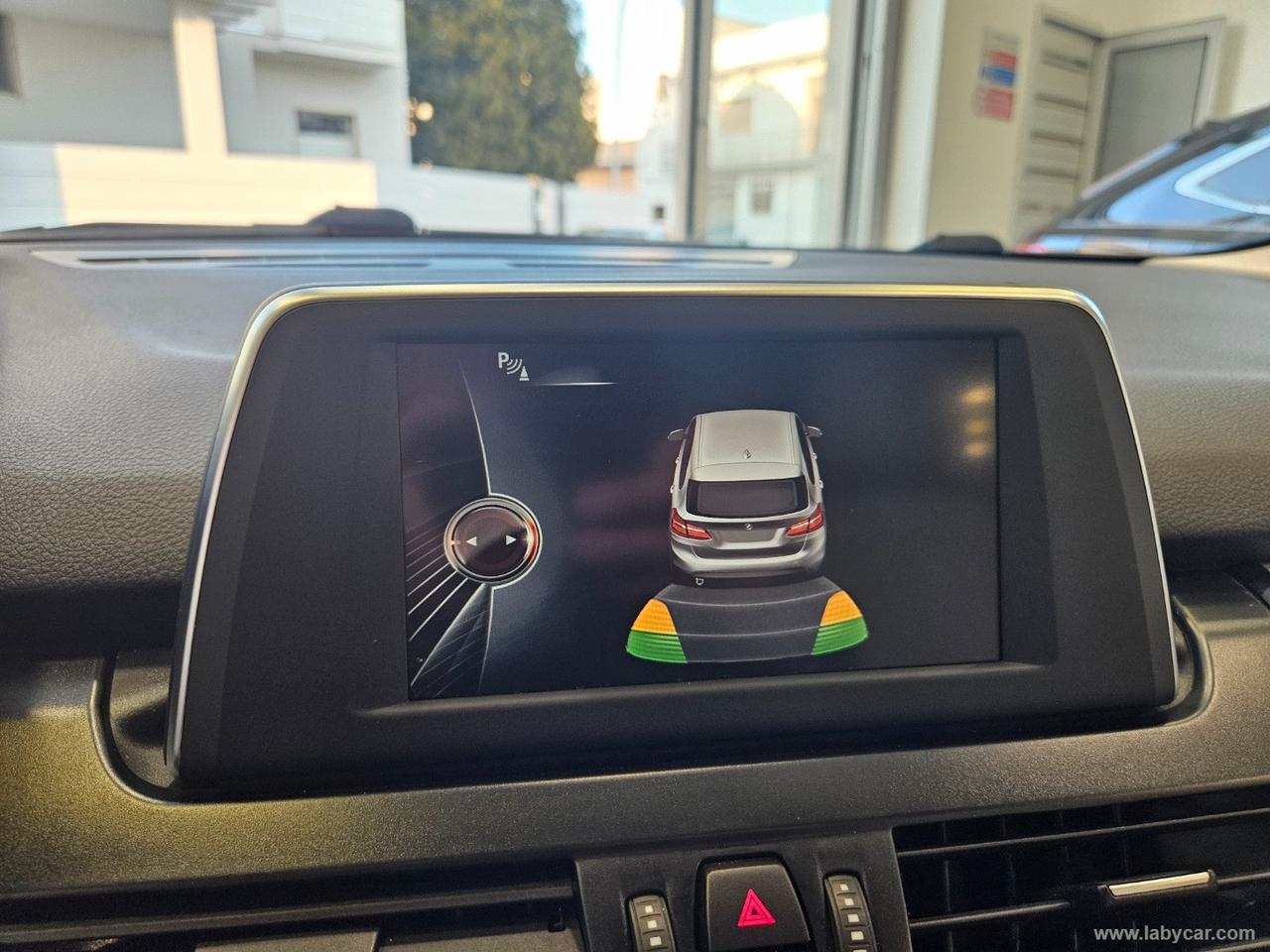 BMW 218d Active Tourer Advantage