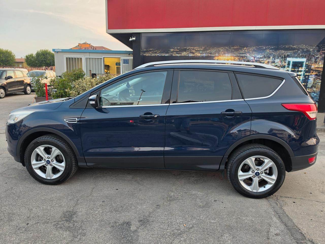 Ford Kuga 2.0 TDCI 120 CV S&S 2WD Titanium