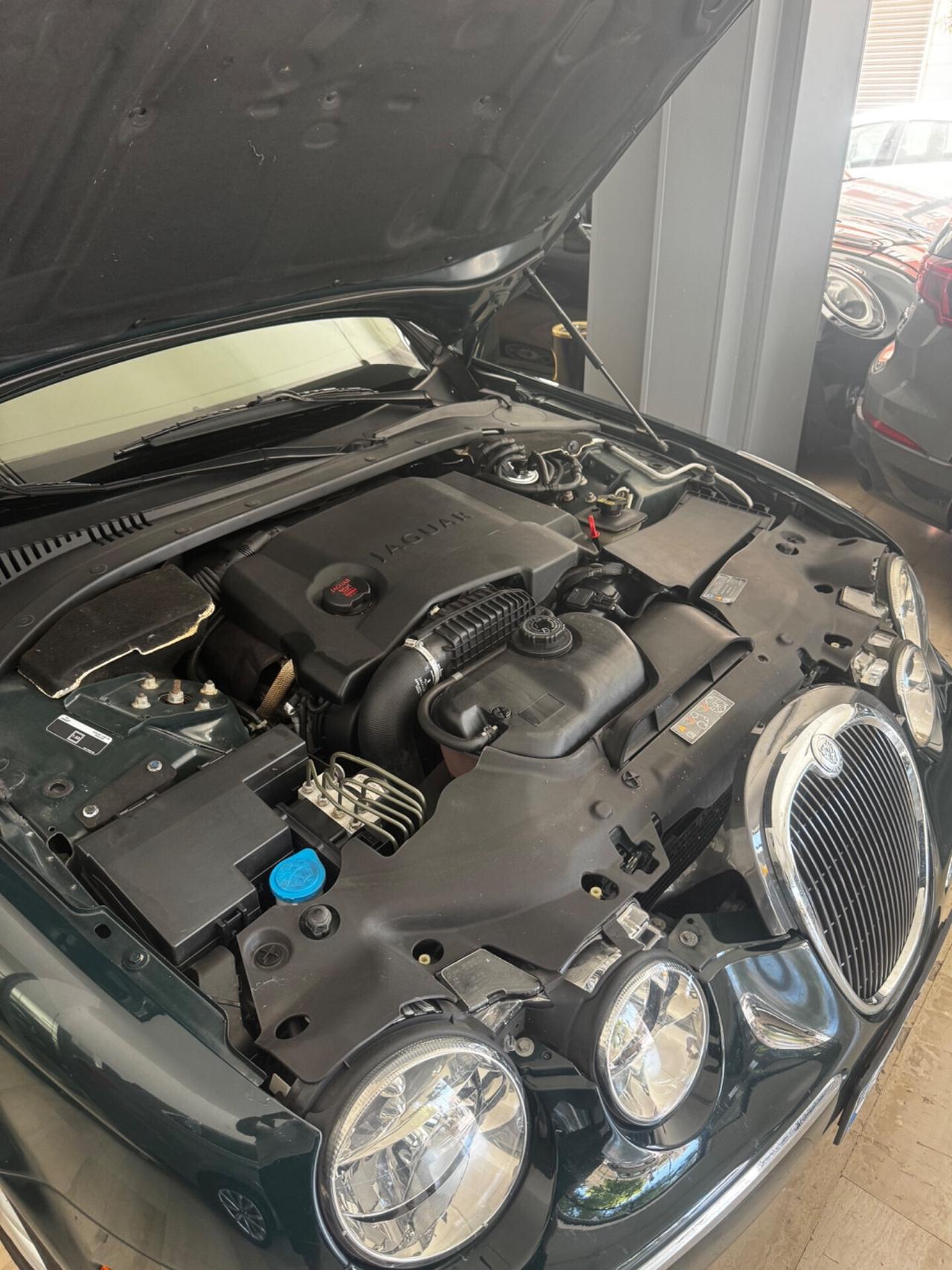 Jaguar S-Type 2.7 diesel V6 Executive