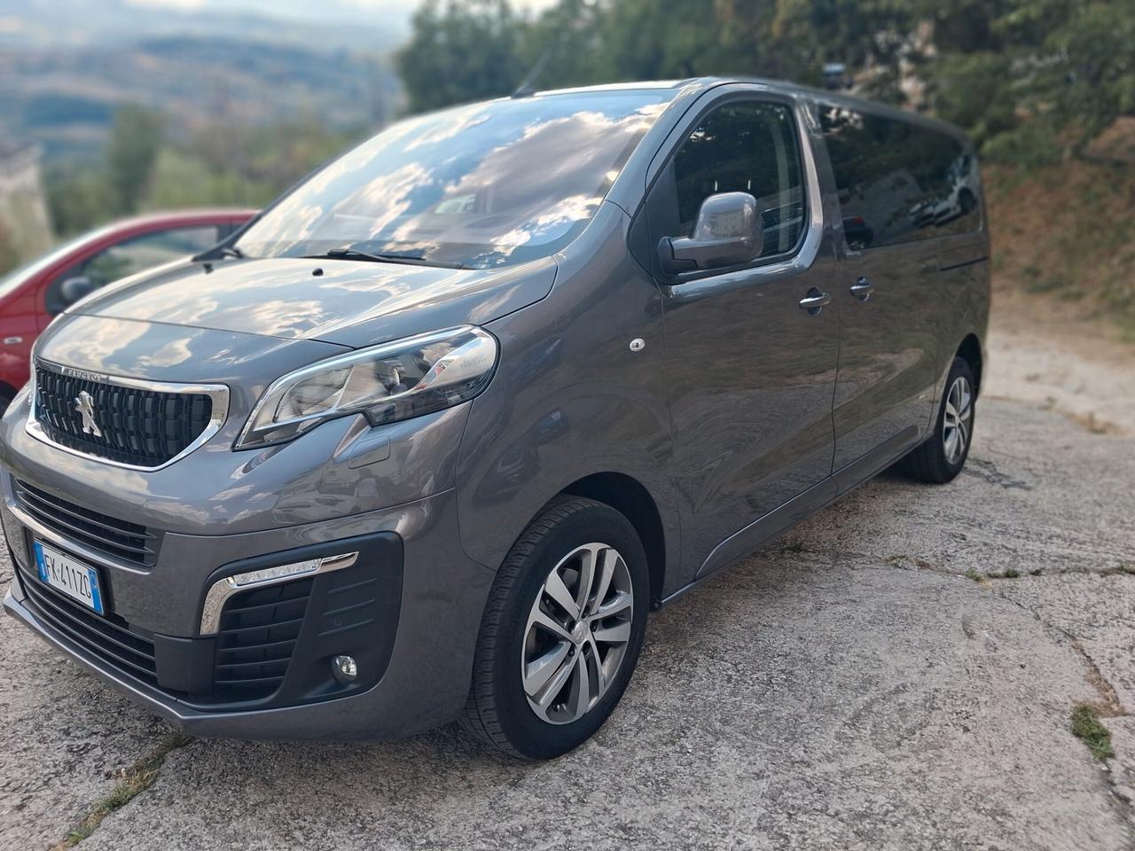 Peugeot Partner BlueHDi 180 EAT8 PL Premium