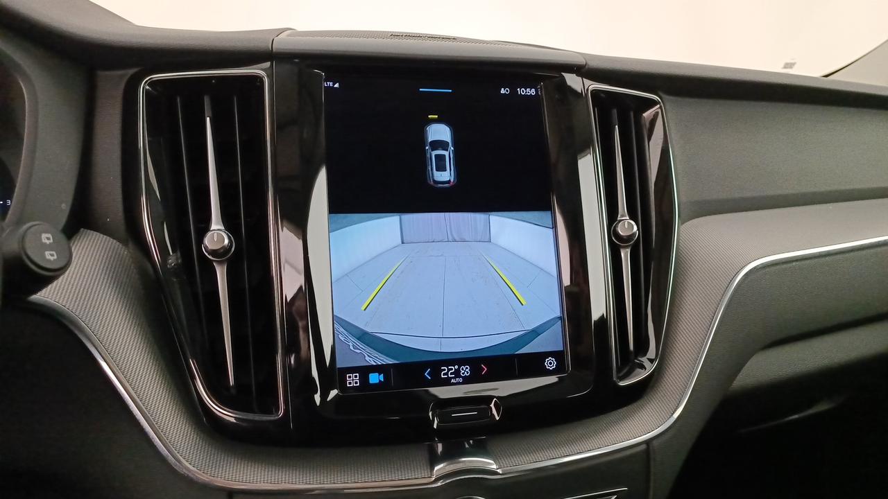 VOLVO XC60 2.0 b4 Plus Bright auto