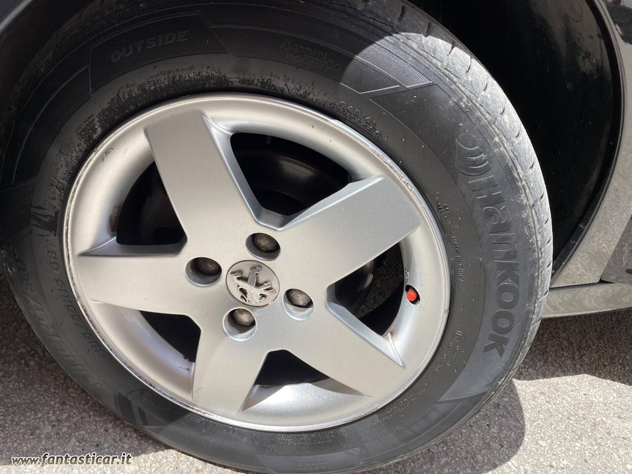 Peugeot 207 1.4 HDi 70CV 5p. Energie Sport