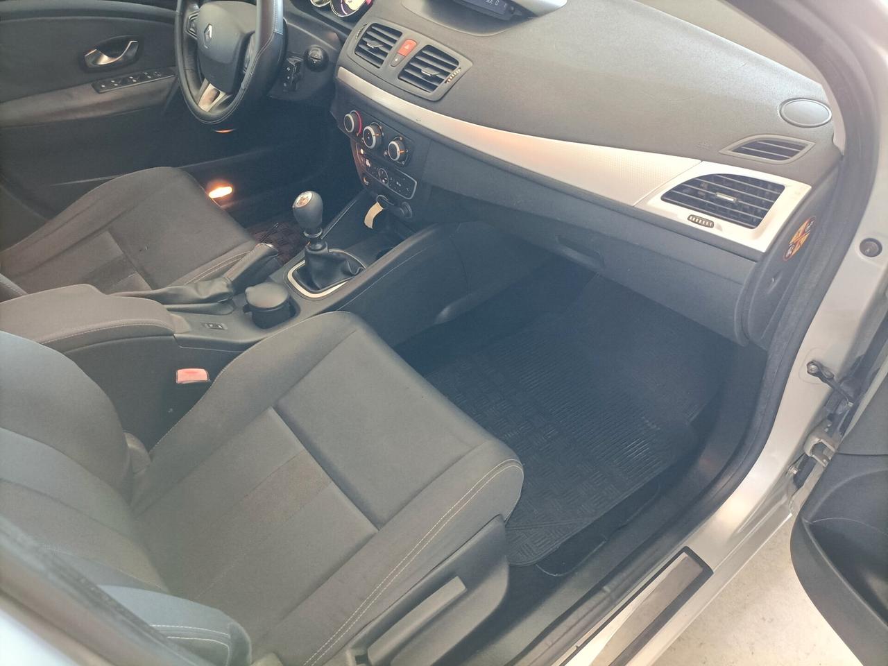 Renault Megane 1.5 dCi 110CV SporTour Dynamique 03/2010