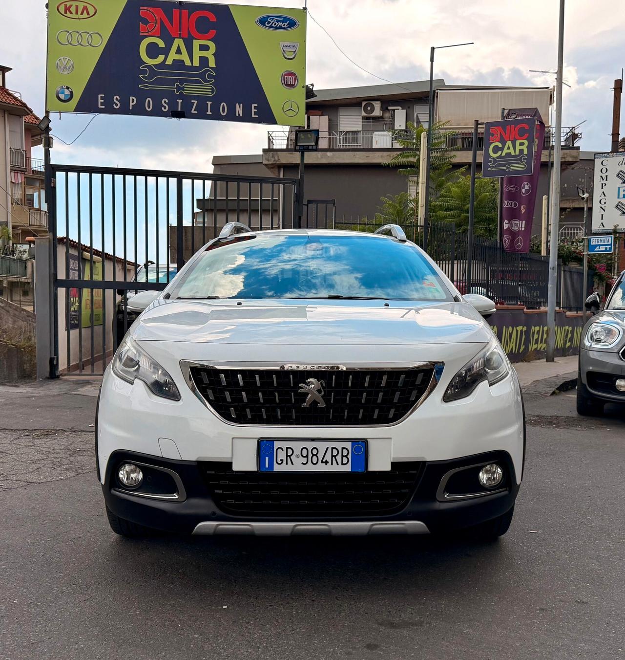 Peugeot 2008 BlueHDi 100 Allure