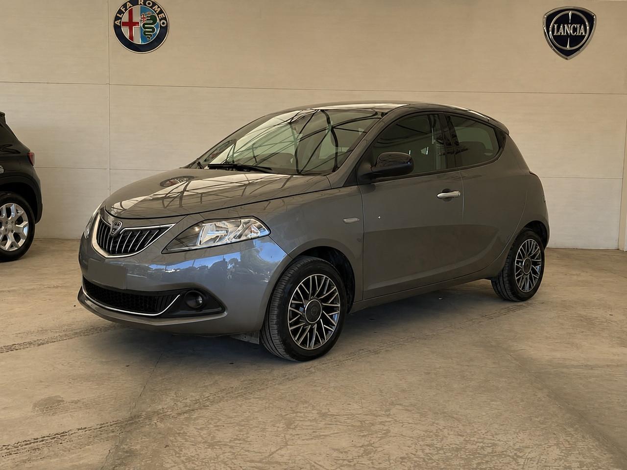 LANCIA Ypsilon III 2021 - Ypsilon 1.0 firefly hybrid Silver Plus s&s 70cv