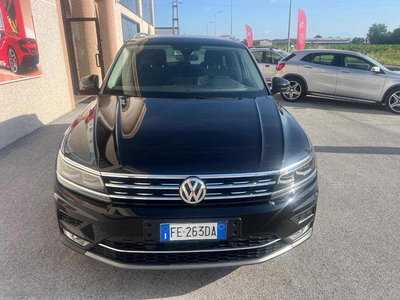 VOLKSWAGEN Tiguan 2.0 TDI DSG Executive BMT VIRTUAL CAMERA NAVI LED