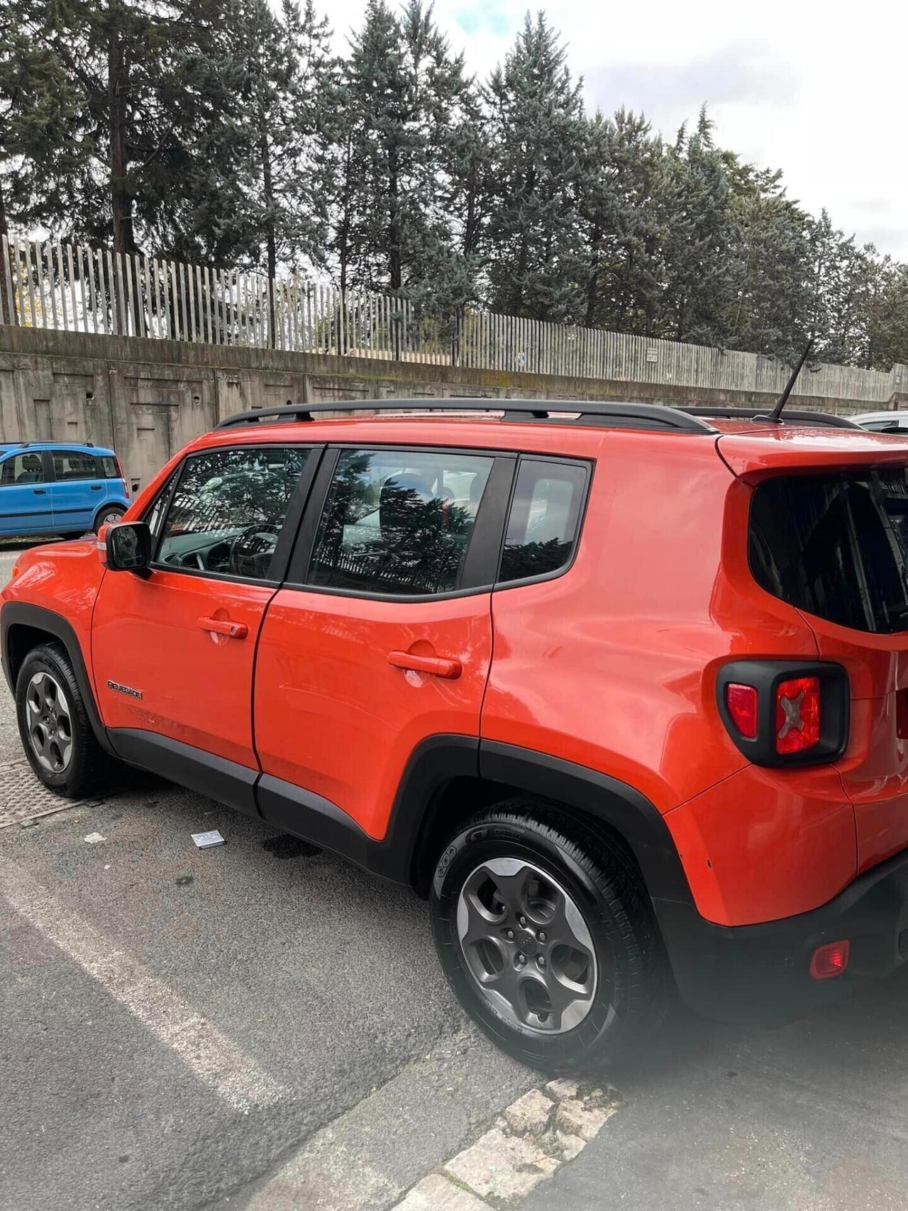 Jeep Renegade 1.6 E-TorQ EVO Longitude