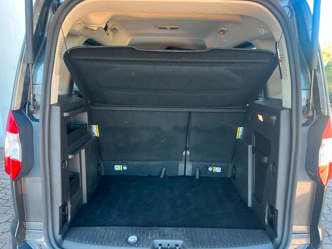 Ford Tourneo Courier Ford Tourneo Courier 1.0 ecob. Titanium