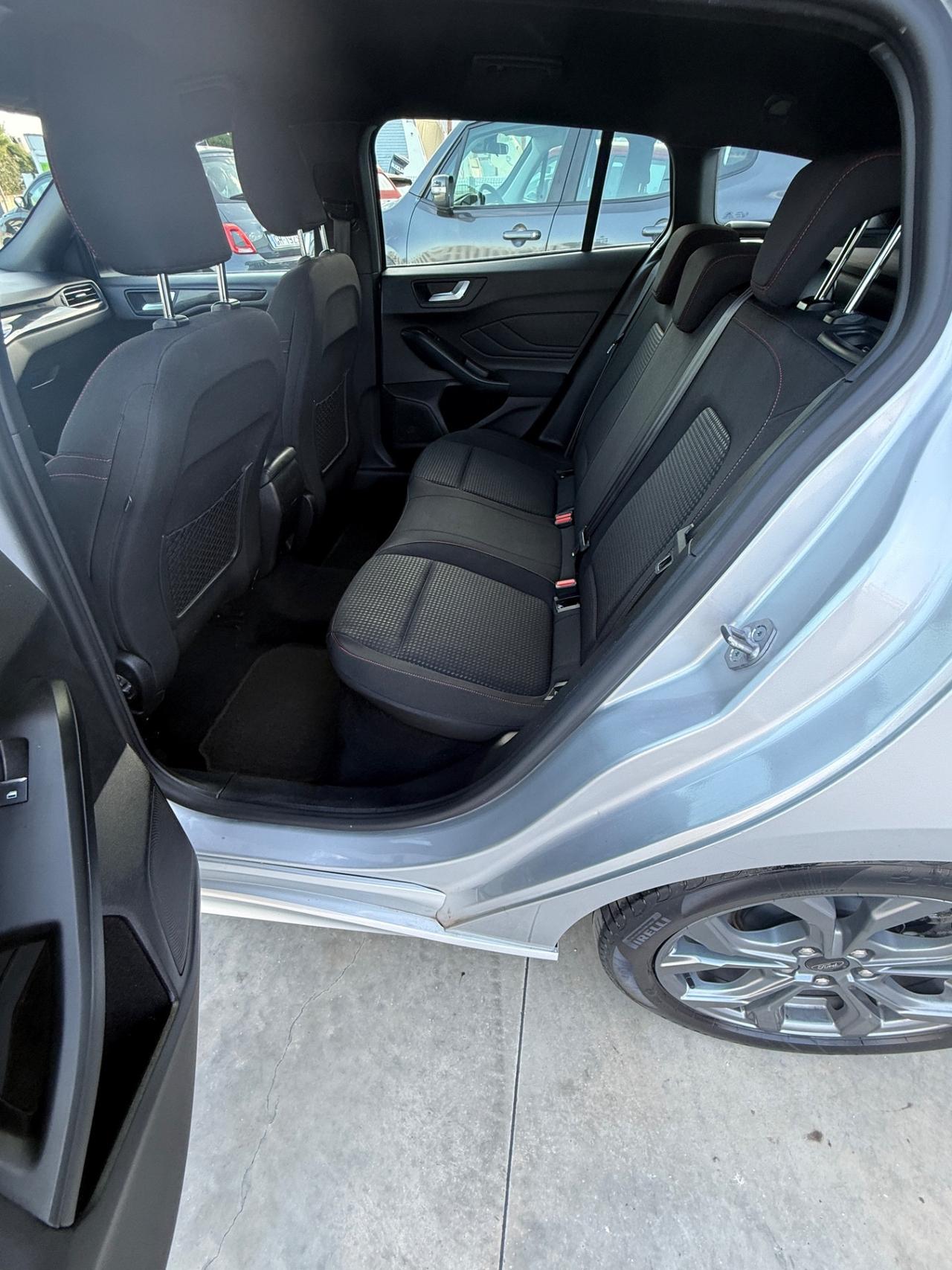 Ford Focus 1.5 EcoBlue 115 CV automatico SW ST-Line
