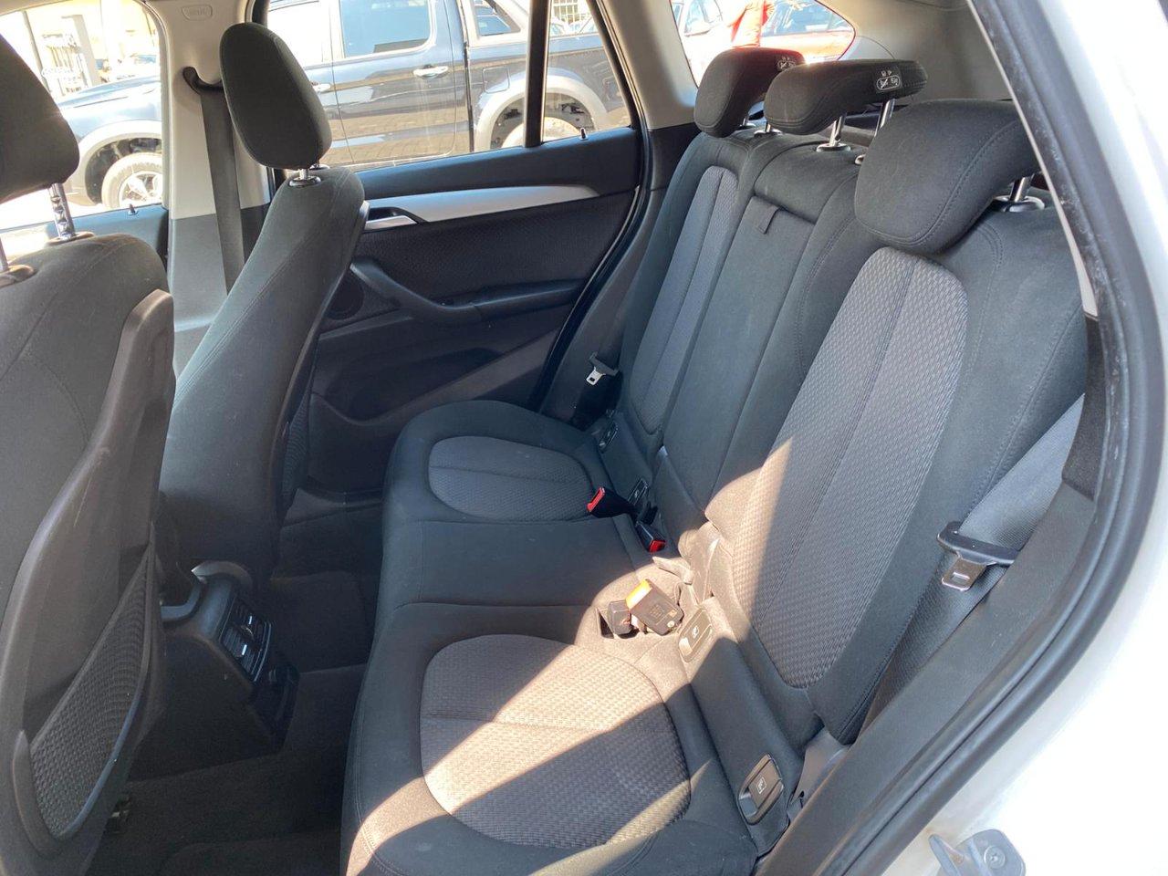 BMW X1 sdrive18d Business
