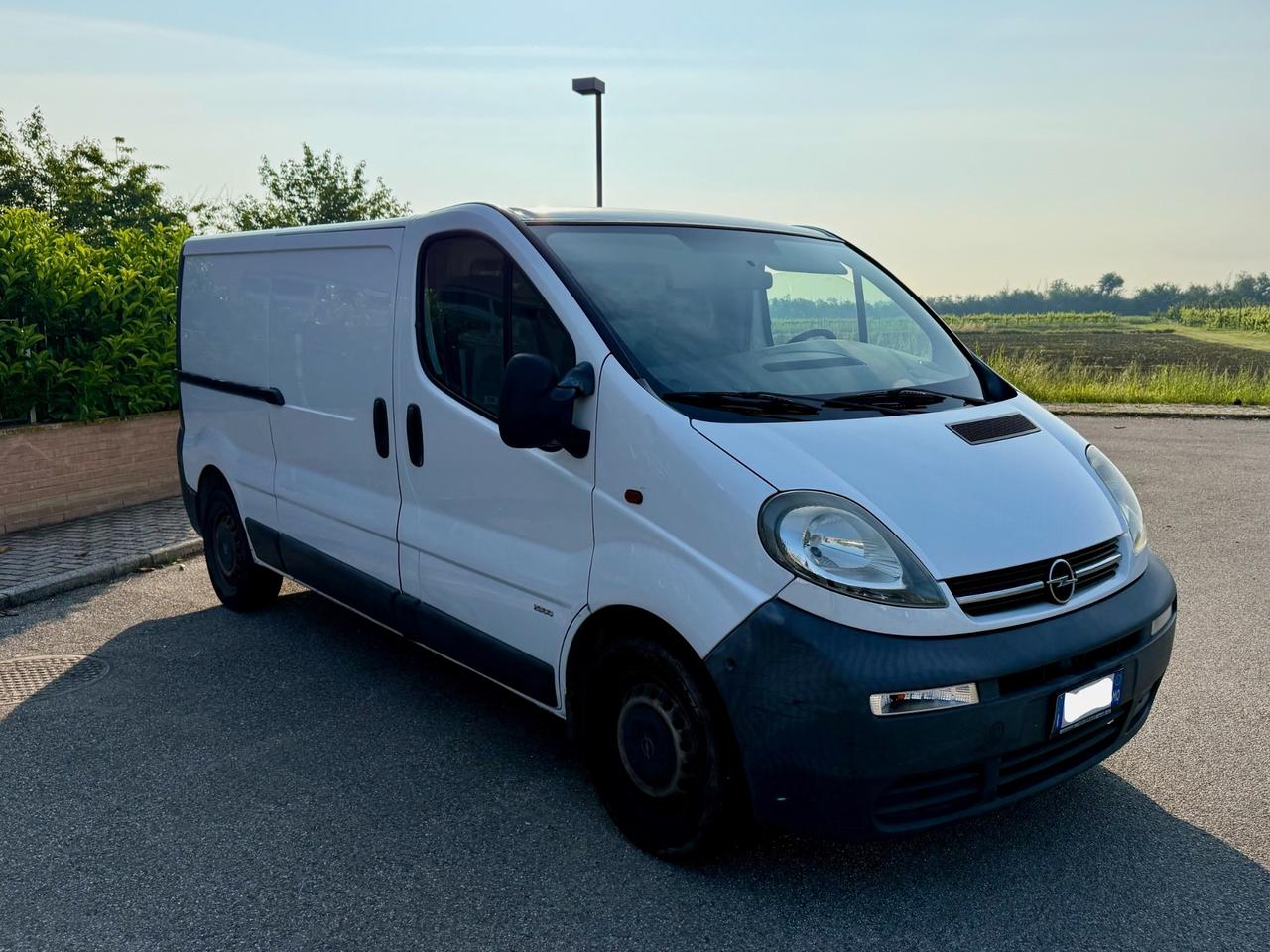 Opel Vivaro Renault Trafic 1.9 dci
