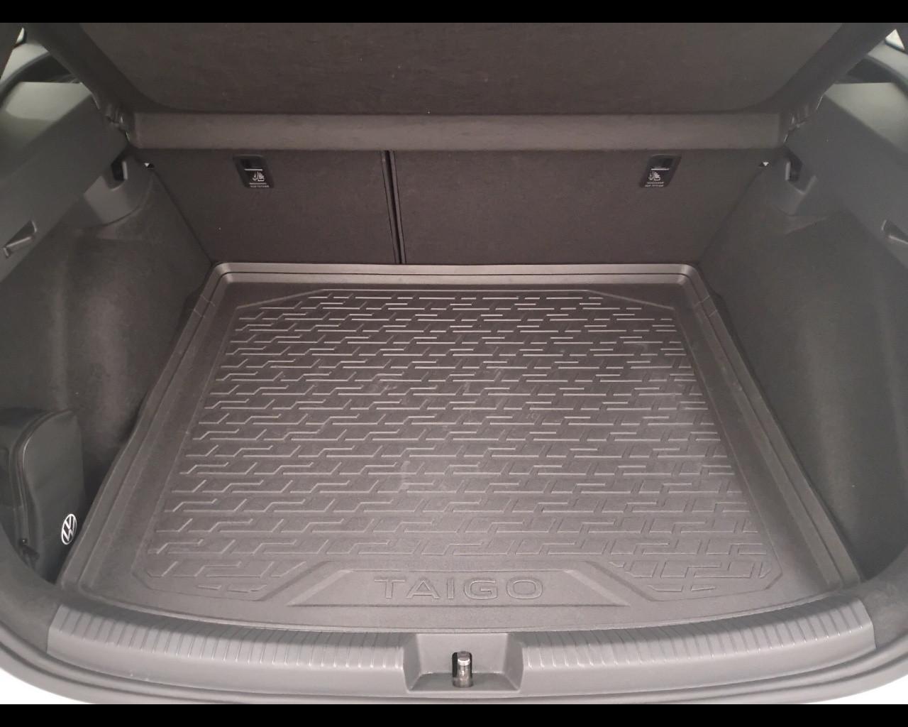 VOLKSWAGEN Taigo - Taigo 1.0 tsi R-Line 110cv