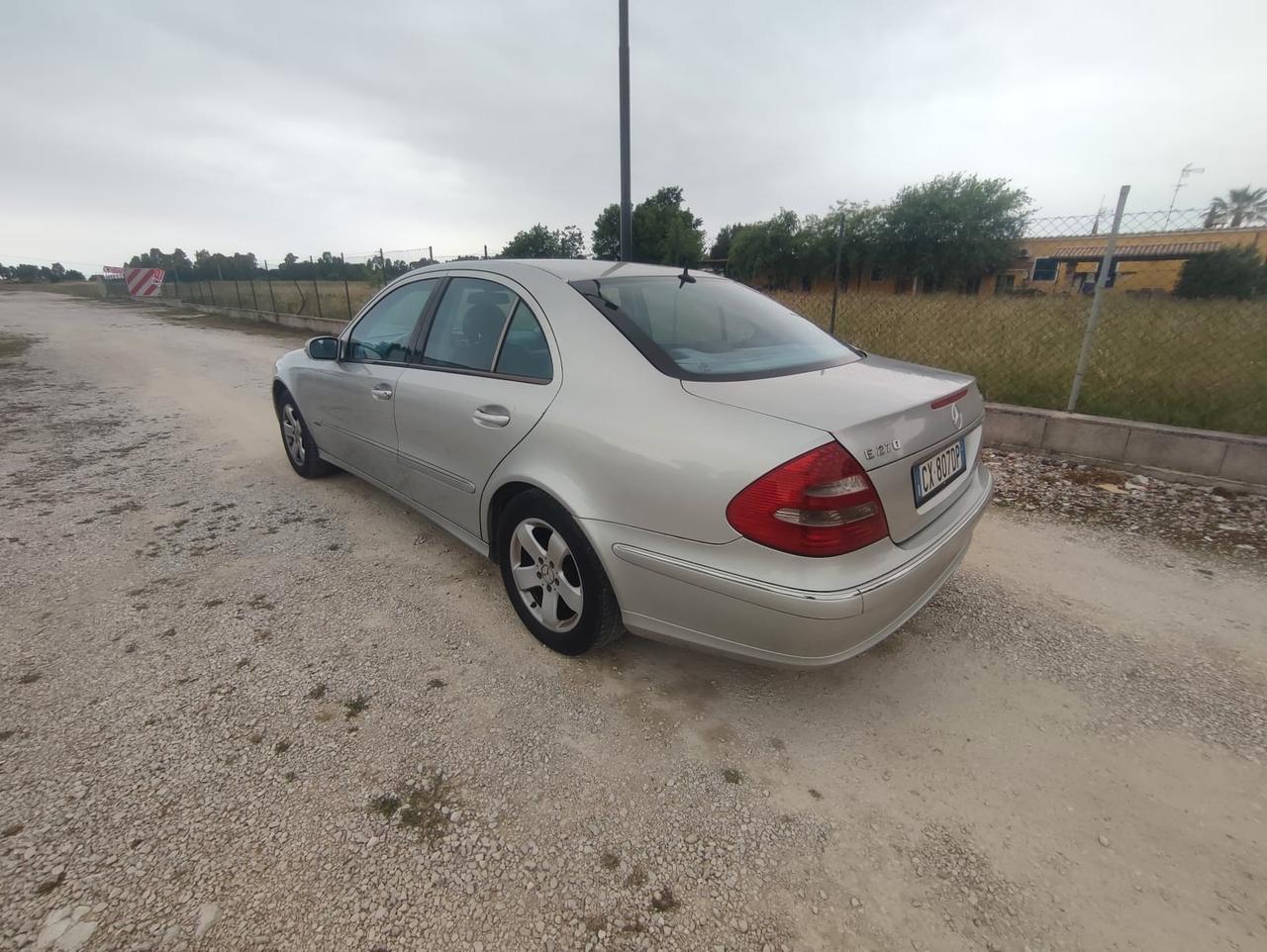 Mercedes-benz E 270 E 220 CDI cat Avantgarde