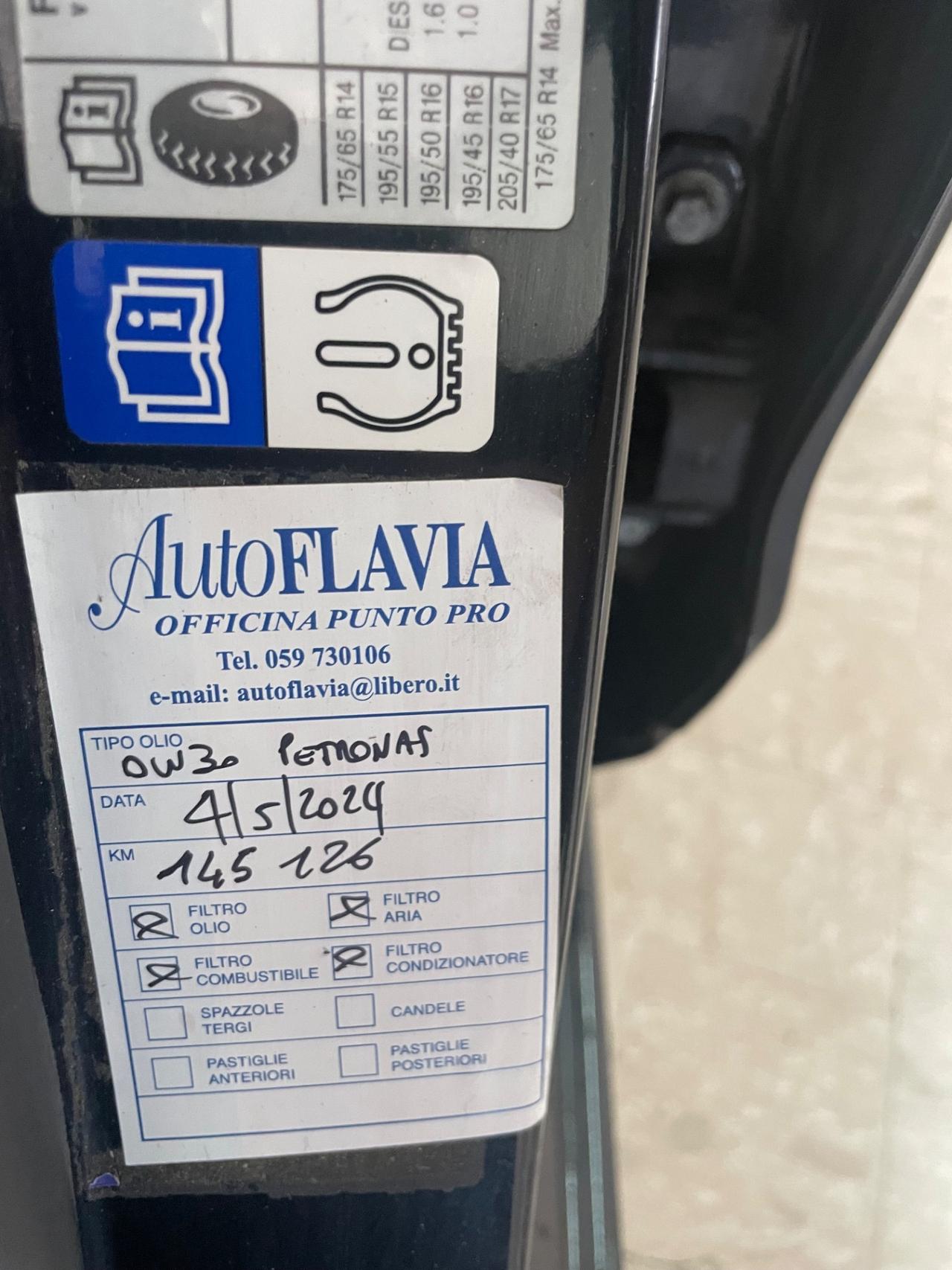FORD FIESTA 1.5 TDCi 75CV 5 PORTE TITANIUM