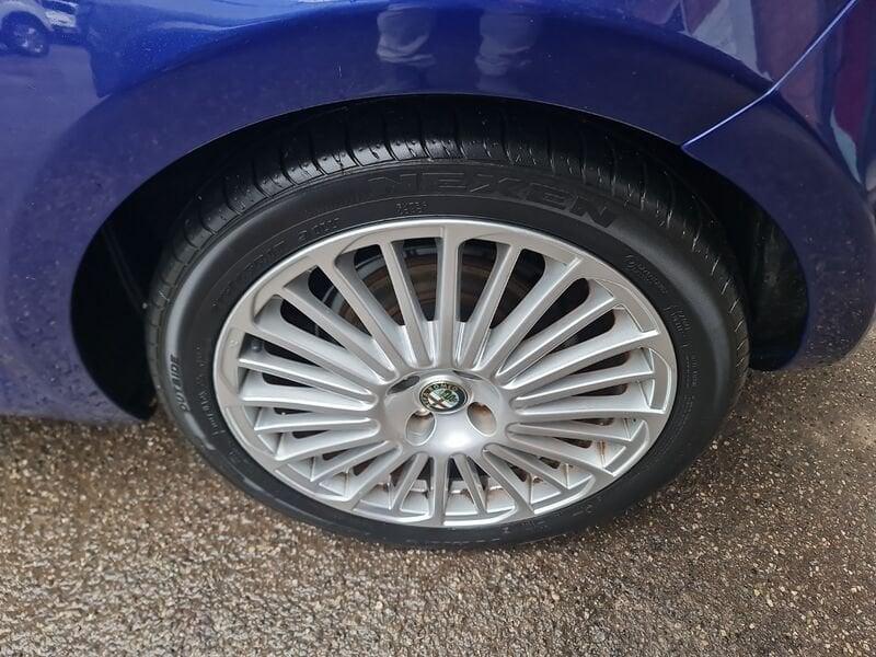 Alfa Romeo MiTo 1.4T 135cv MultiAir S&S Distinctive