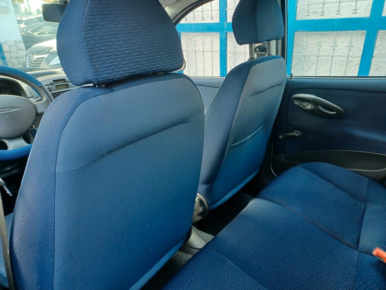 Fiat Punto 1.2 8 v Elx solo 90000 km